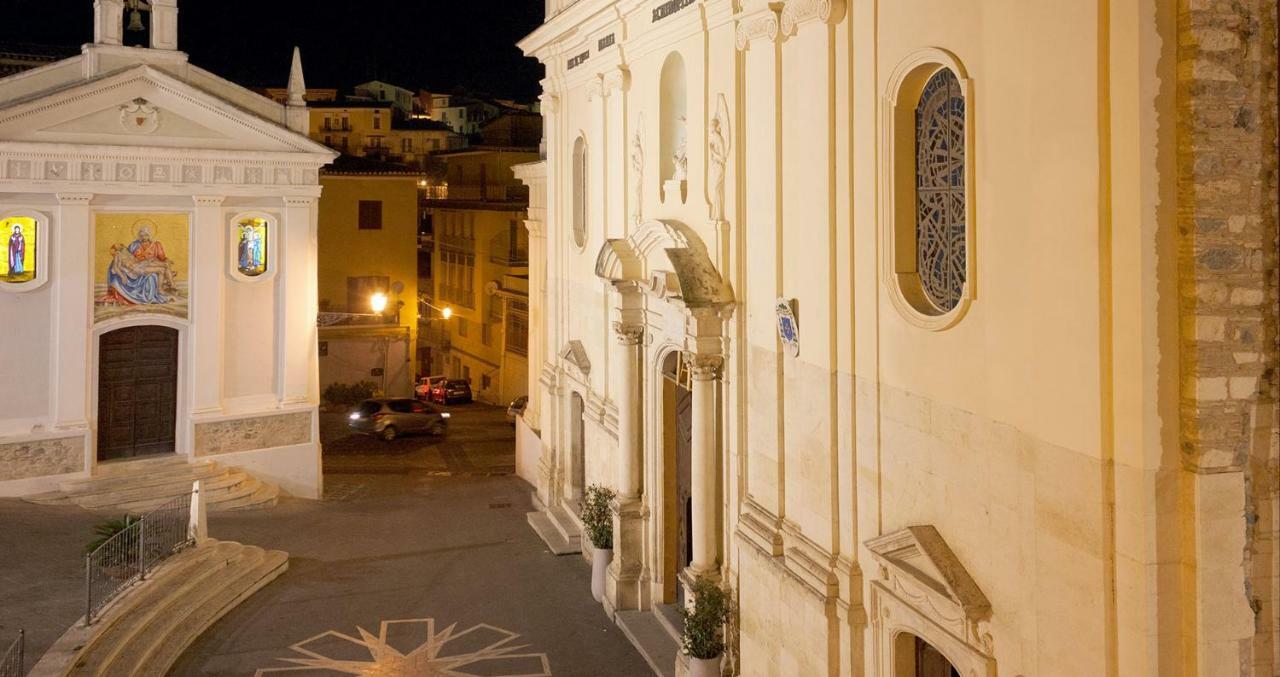 B&B Domus Purpurea Rossano Exterior photo